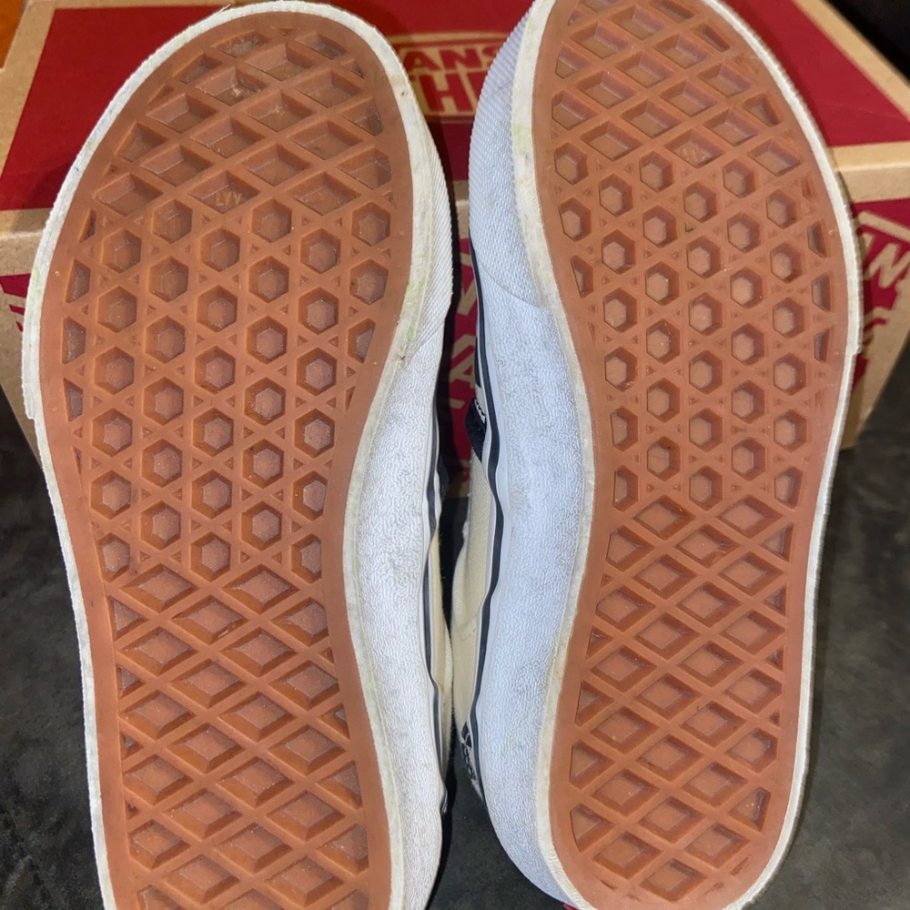 Vans checkered